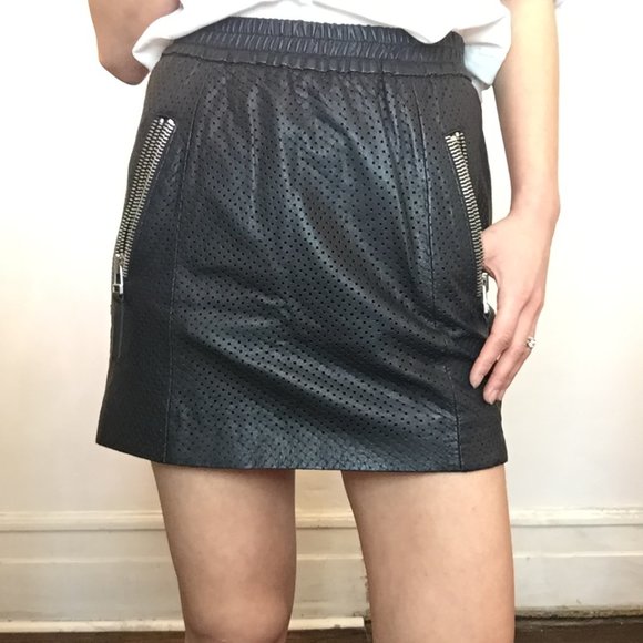 GESTUZ Leather Mini Skirt - Picture 1 of 4